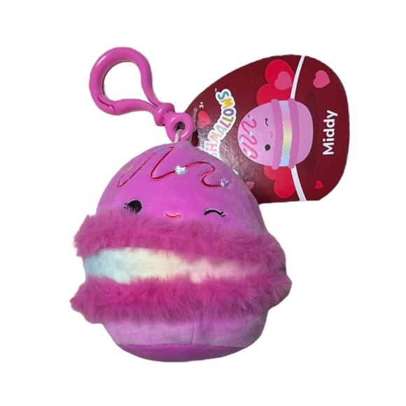 Squishmallows Middy the Macaron Valentine 3.5" Plush Clip - Picture 1 of 2